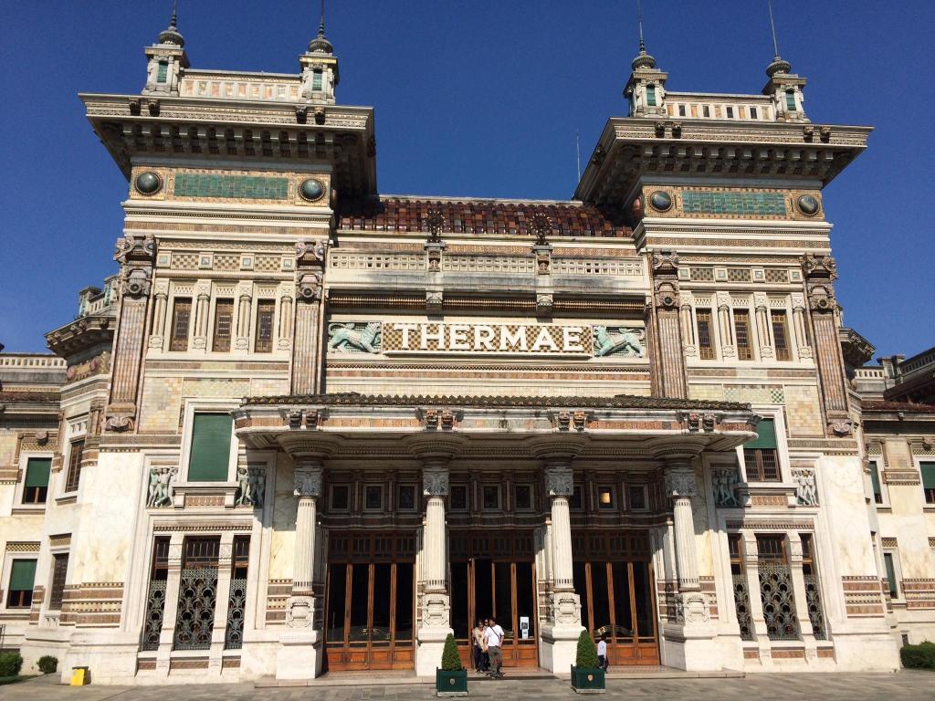 Grand Hotel Regina Salsomaggiore Salsomaggiore Terme Exterior foto