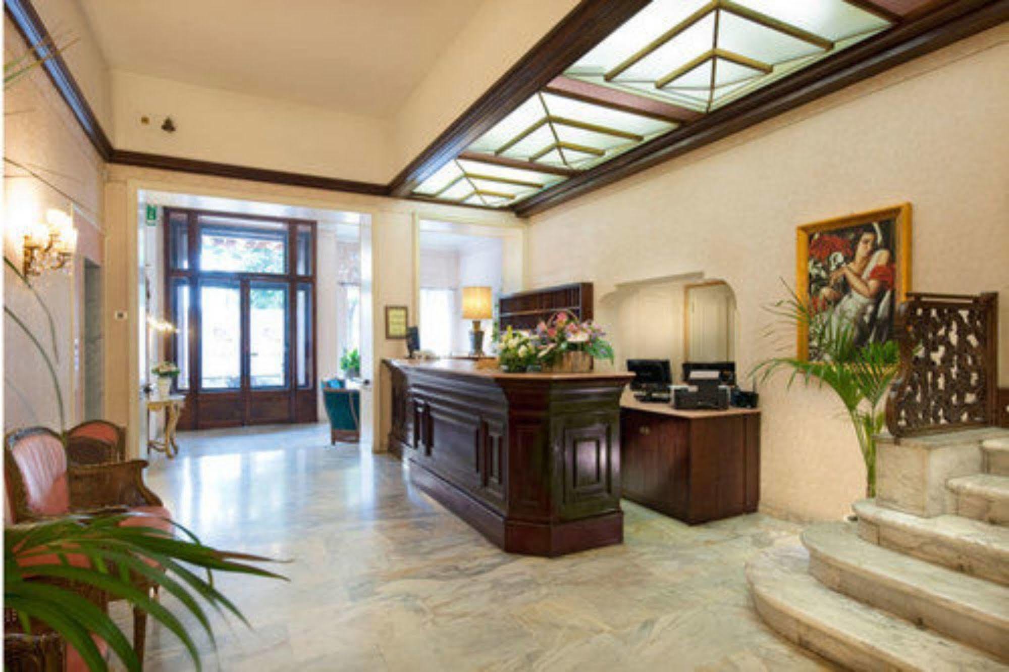 Grand Hotel Regina Salsomaggiore Salsomaggiore Terme Exterior foto